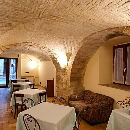 Hotel La Rocca 2*
