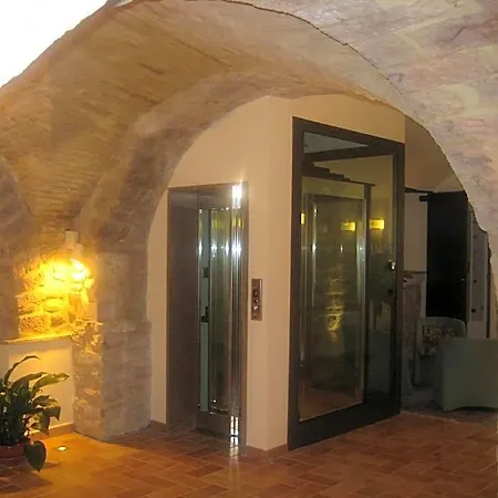 La Rocca Hotel