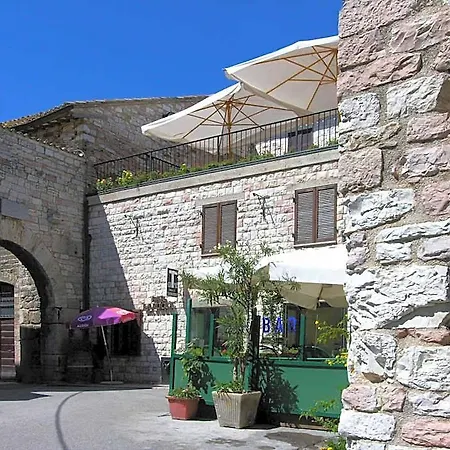 La Rocca 2* Assisi